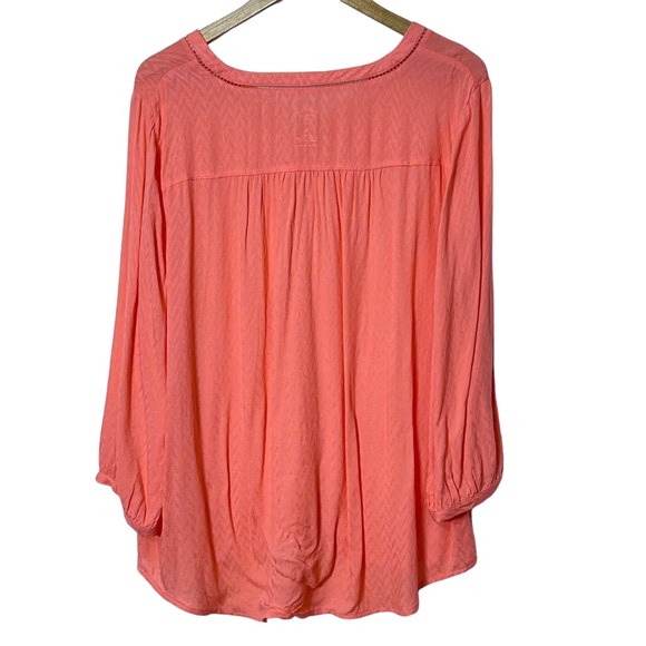 NWOT St Johns Bay Womens Shirt with Lattice Trim Size XL Summer - Picture 2 of 4